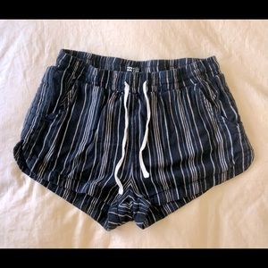 Billabong S Black Striped Shorts